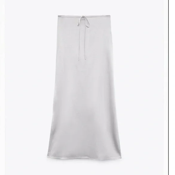 Zara Sunning Silver Co-ord & Matching Set of midi length skirt & crop top🔥🔥 - Picture 8 of 9